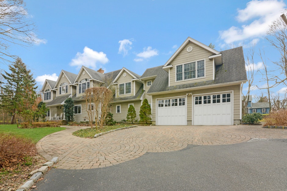 66 Norwood Road, Northport, NY 11768, Presented by Debi Dooley